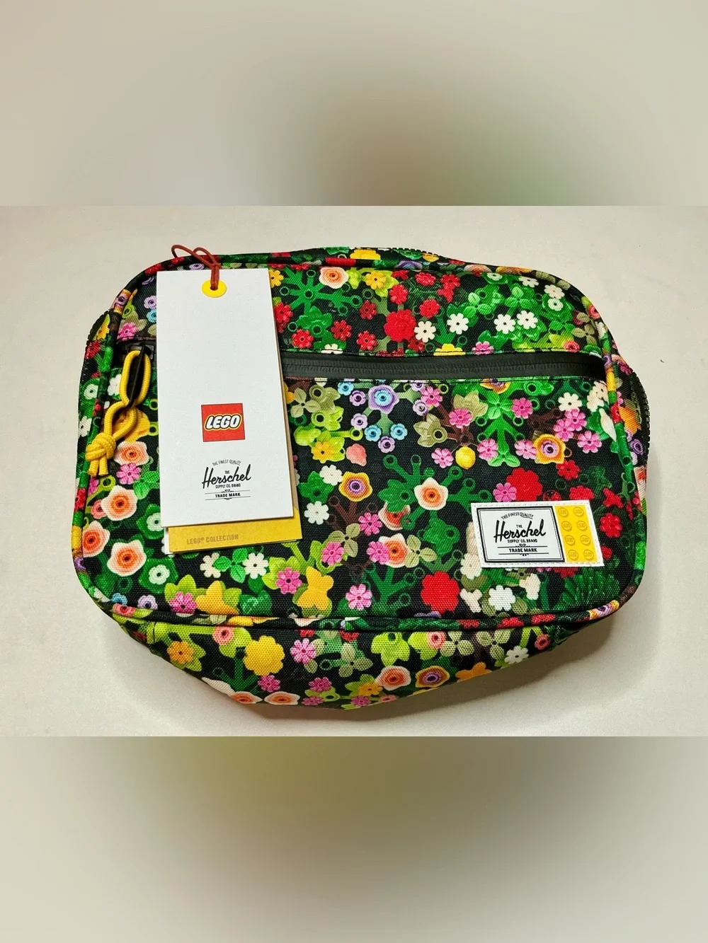 Herschel x LEGO Heritage Backpack & Matching Lunch Bag Set floral multi 15L NWT